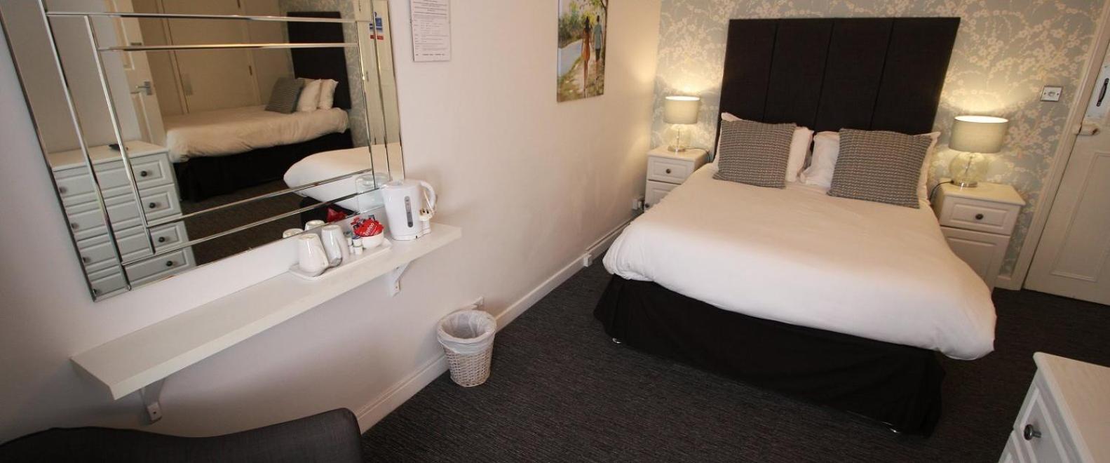 Double Room with Private Bathroom